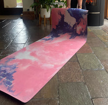 Load image into Gallery viewer, Eco Yoga Mat &quot;The Colour of Love &quot;
