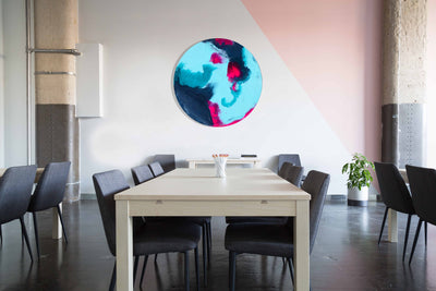 Contrasting movement